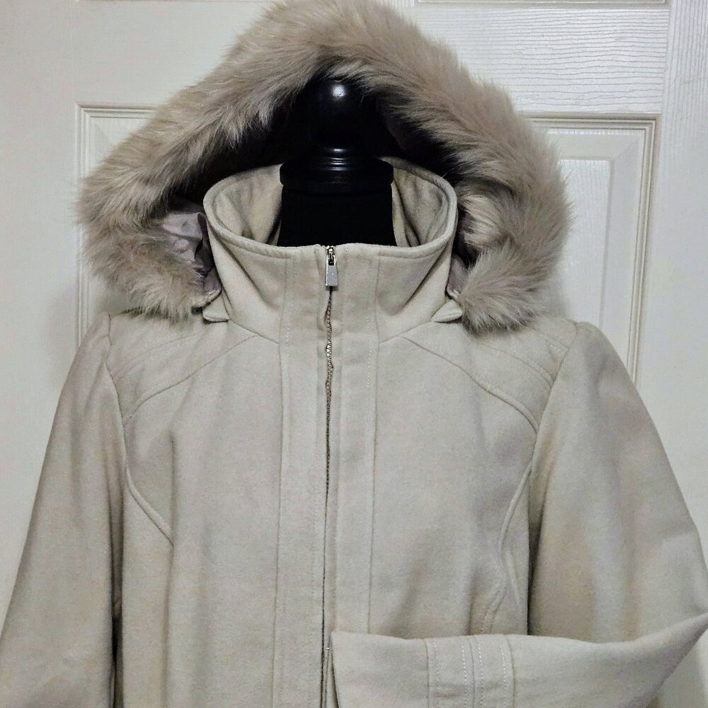 Supet Warm Winter Coat Beige Bone color - like New